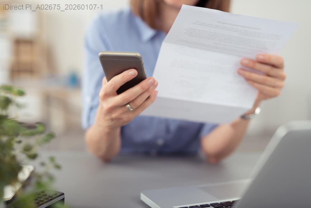 那些從未踏入投資陷阱的人，他們在分析市場時都做了什麼？示意圖